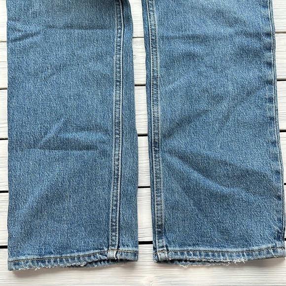 NWT A&F Curve Love Ultra High Rise 90s Straight Medium W.Criss-Cross Waist sz 0 - Picture 11 of 12